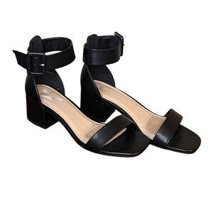 Mari A Women’s Black Mattie 2 Ankle Strap Heels Size 7